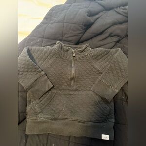 Gap Quilted Half-Zip Pullover Sweatshirt - Black